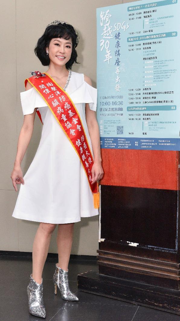 唐玲勇敢抗癌成功。(圖/關懷心臟病童協會提供)