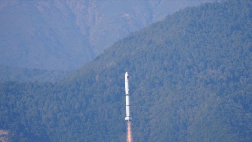 中國發射衛星。(圖/翻攝自微博@央視新聞)