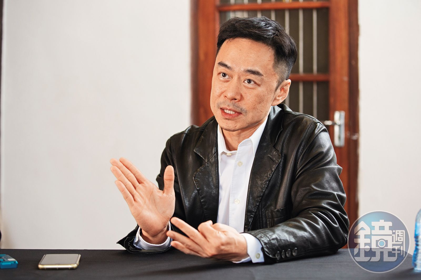 過去曾爆Hebe、Ella罵張承中「你不是男人。甚至，不是人。」不過張承中則叫媒體不要藉此挑撥離間。（圖／鏡週刊）