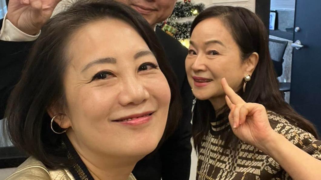 拍拍手,太精準!周玉蔻激讚國防部:英文來不及改情有可原