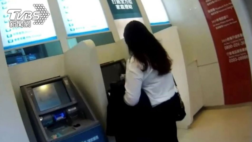 長髮OL網戀港男暈船!淪車手幫提贓款 帳戶被凍結才知被騙