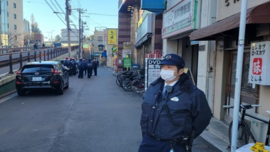 東京飯店驚傳男持刀挾持女子 與警僵持3小時遭逮捕