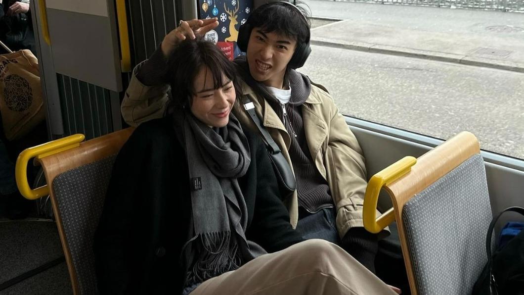 林奕嵐與朋友度過歡樂假期。(圖/周子娛樂提供)