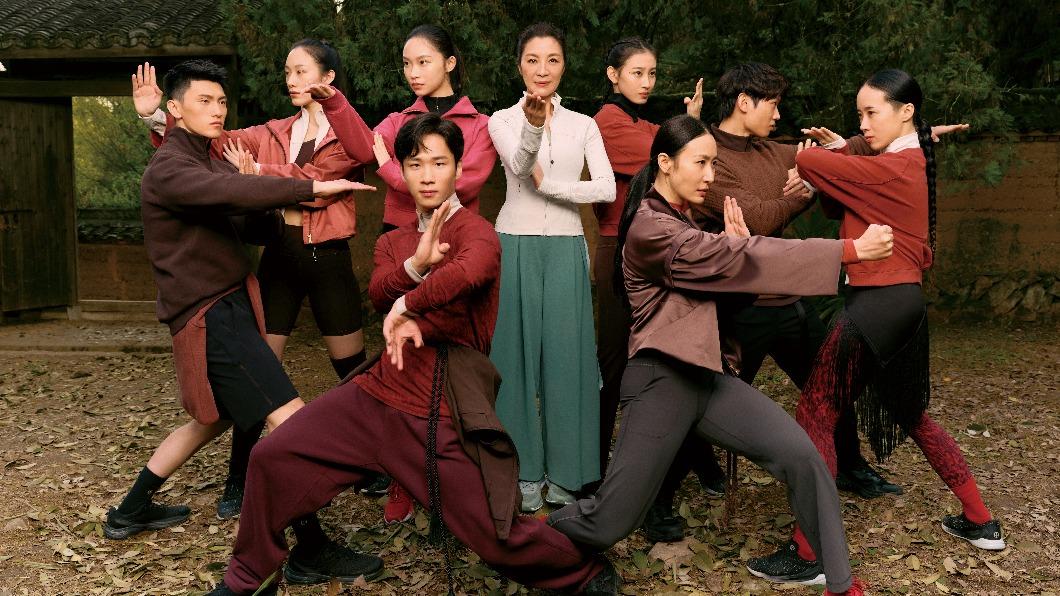 楊紫瓊合作舞劇《詠春》舞者。（圖／lululemon提供）