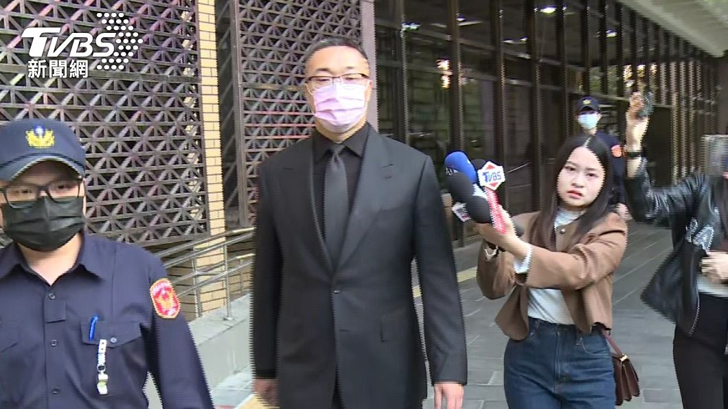 朱學恒拒認罪反控被騙！檢求重判：無力回天還跟法官鬧脾氣