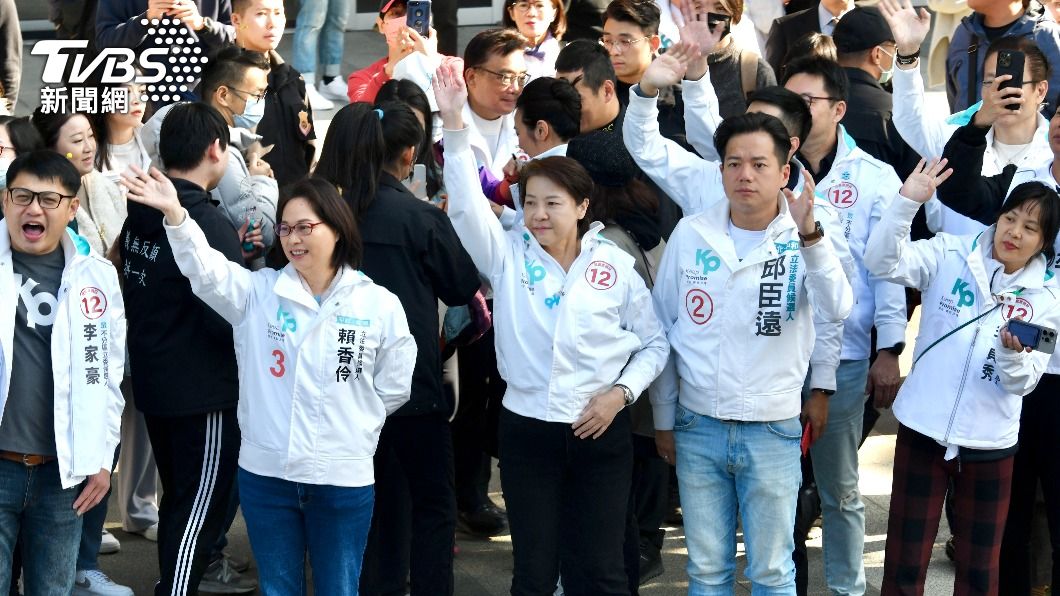 2024大選分析/柯文哲太耀眼成一人政黨 區域「10隻白小雞團滅」