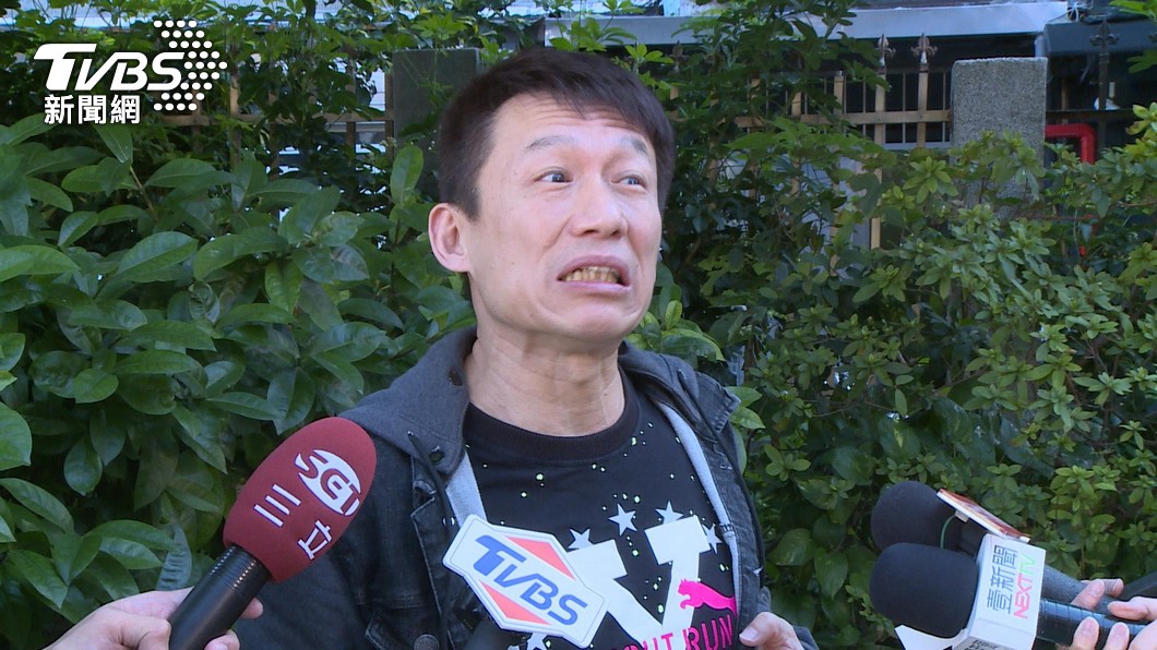 郭子乾模仿喊「投票率高」　吳鳳帶全家現身「榮幸參與」