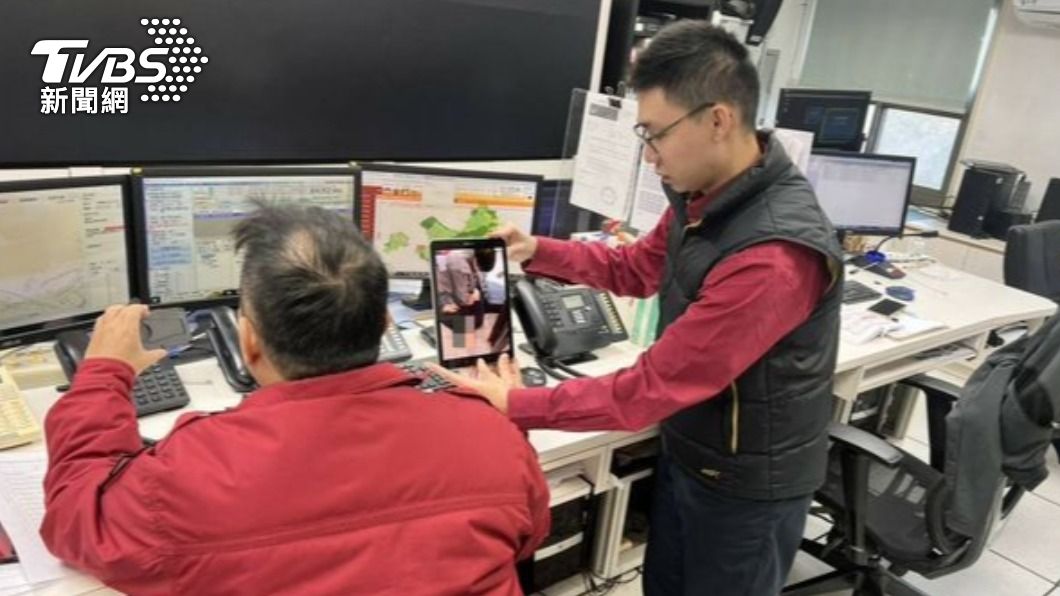 金門翁吃廣東粥噎到無呼吸心跳　消防人員視訊教CPR