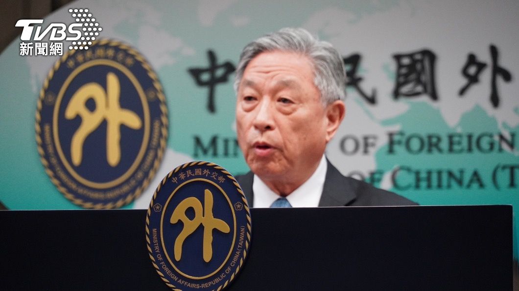 外交部次長田中光說明台諾斷交。(圖/潘建樺攝)