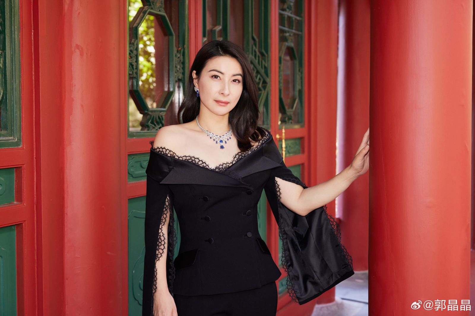 郭晶晶雖然嫁給香港富商,但遭到名媛圈排擠。(圖/翻攝自郭晶晶微博)