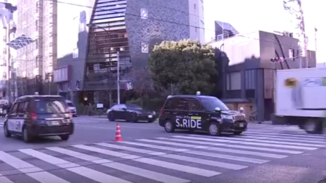 東京行人地獄?女高中生過馬路被計程車撞倒 頭部出血命危