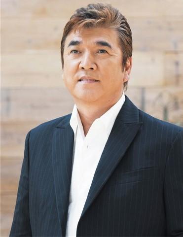 小金澤升司曾有一段婚姻。(圖/翻攝自唱片公司官網)