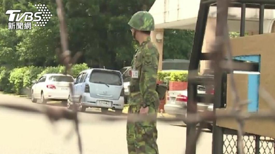 花蓮空軍基地10官兵爆上吐下瀉!疑「食物中毒」急送醫