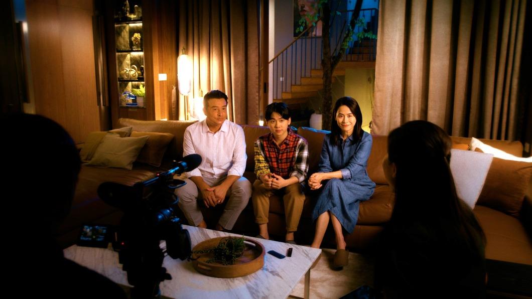 凍齡女星消失螢光幕3年!見女兒成「色情直播主」狂起雞皮疙瘩