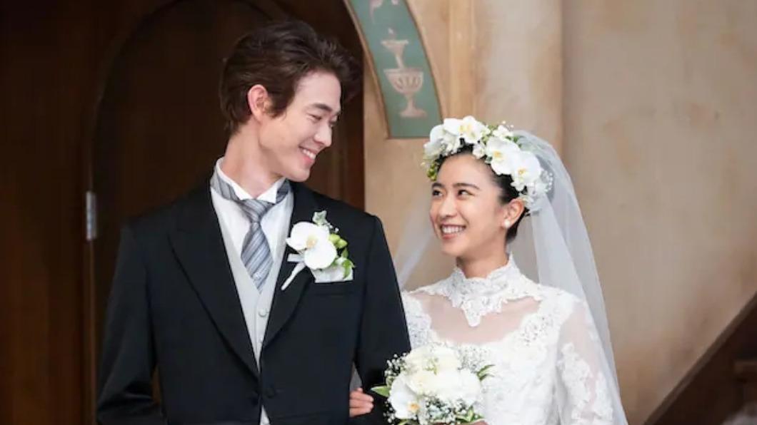 日本「同志」男神認了! 搞大女星肚皮竟宣布:不結婚只當伴侶
