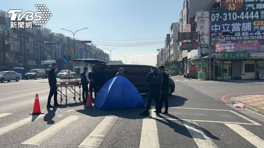 快訊/閃車左切「逃不過死神」高雄姊妹雙載遭撞 妹摔車慘死