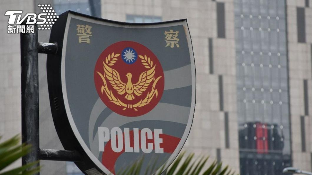 男2度用「千元假鈔」買東西 被抓包竟拿酒瓶打警察