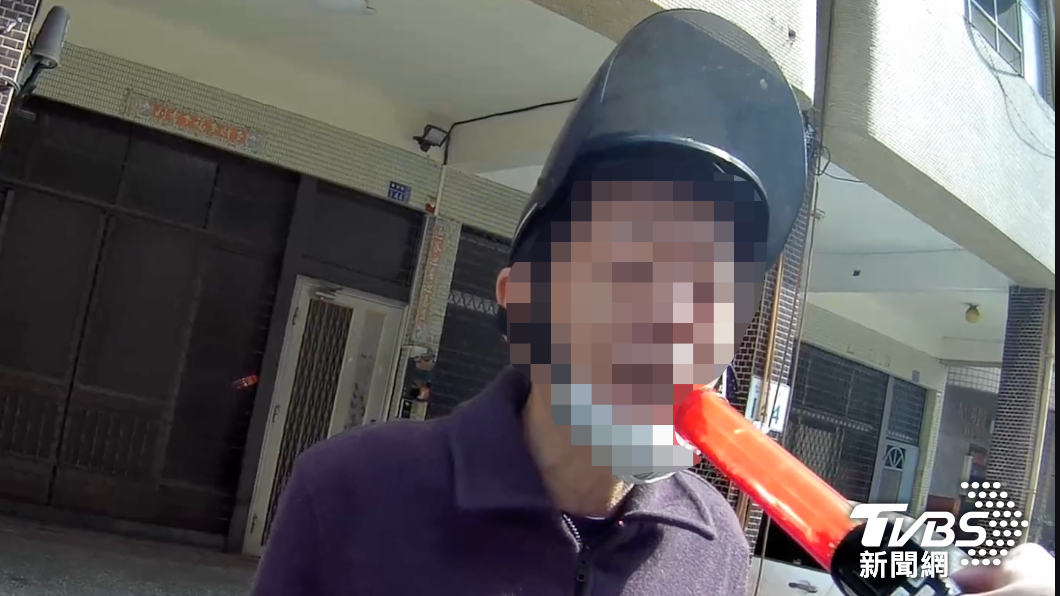 徐男這次因左轉未打方向燈遭到員警攔查,被發現酒駕遭到二度送辦。(圖/TVBS)