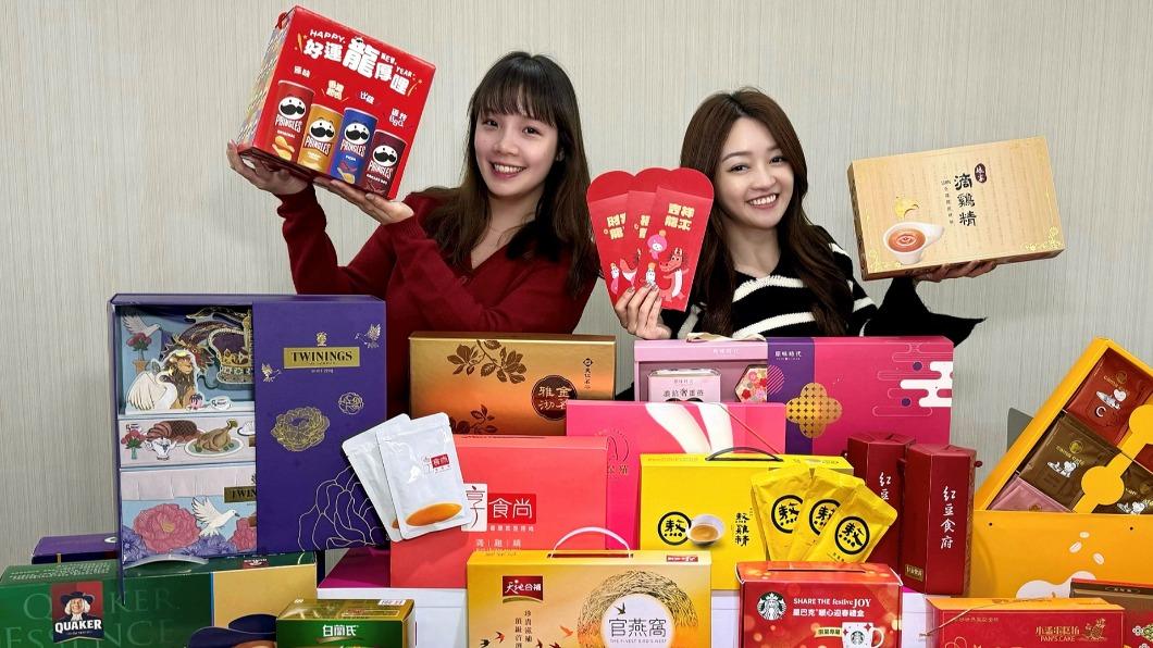 momo發現今年訪親社交需求回溫帶動春節伴手禮買氣。(圖/業者提供)