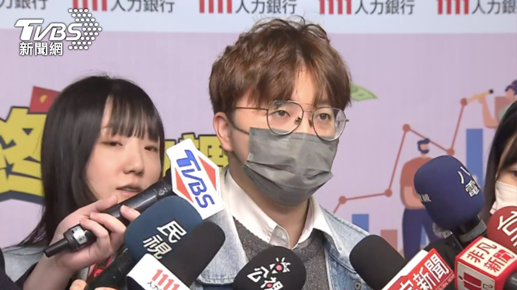 Ian在金融業上班,表示金融業穩定而且大方。(圖/TVBS)