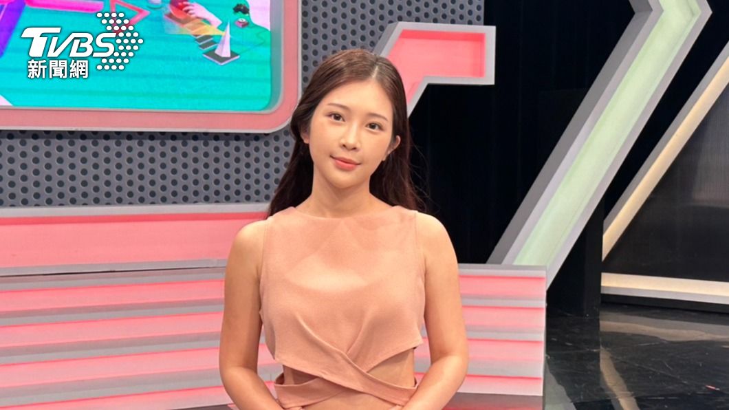 愛莉莎莎喊「作票」後出國爽玩不道歉 雞排妹開嗆了!狠酸柯文哲