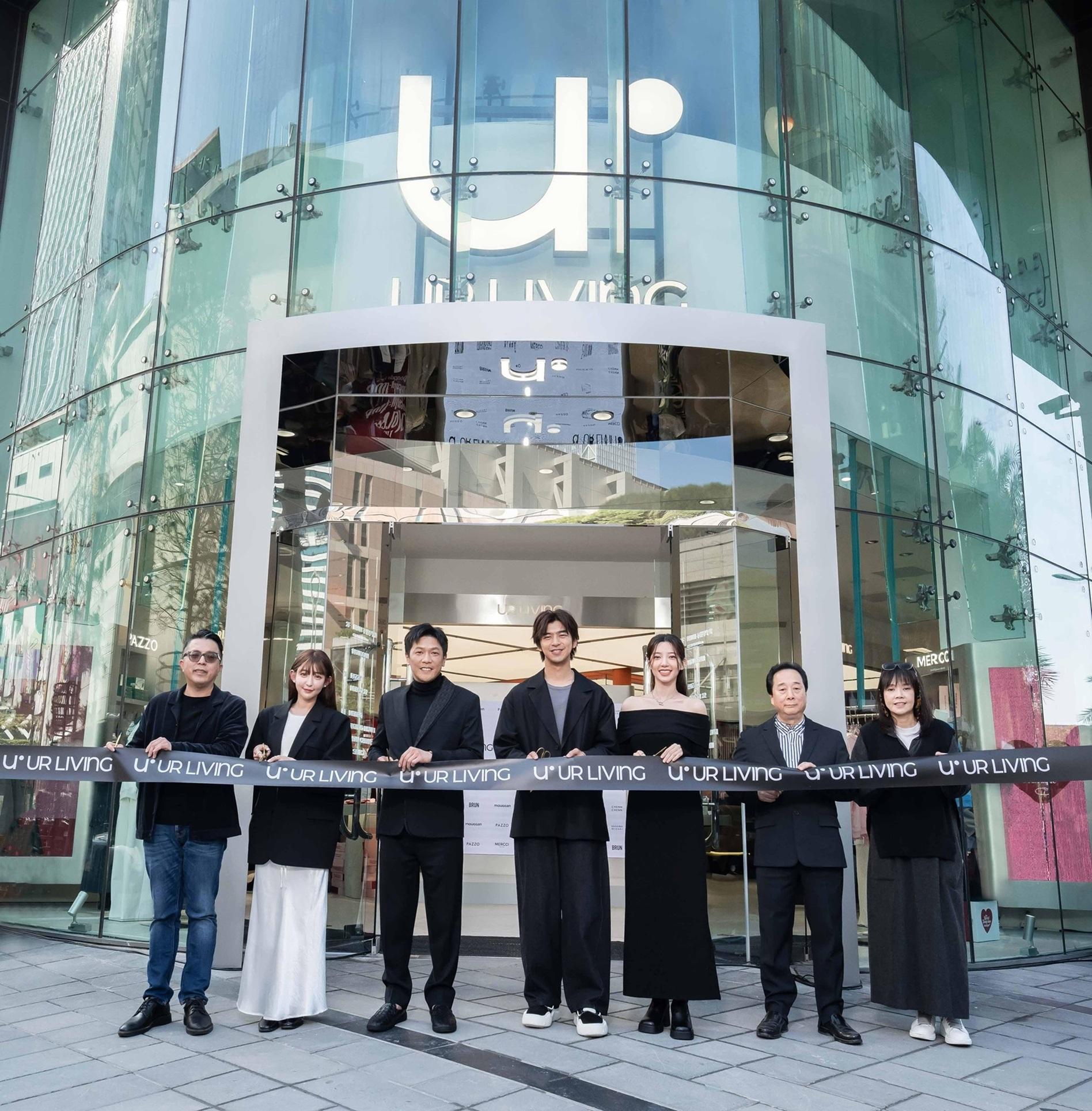 UR LIVING信義ATT 概念旗艦店盛大開幕剪綵。(圖/UR LIVING提供)