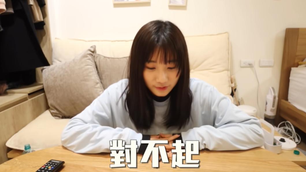 愛莉莎莎因宣傳錯誤膽結石排法的資訊向大眾道歉。(圖/翻攝自愛莉莎莎 Alisasa YT頻道)