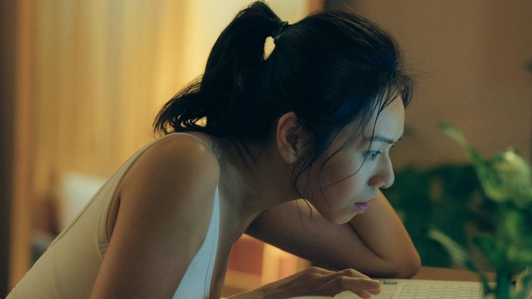 夏于喬DIY戲碼爆尷尬。(圖/Netflix提供)