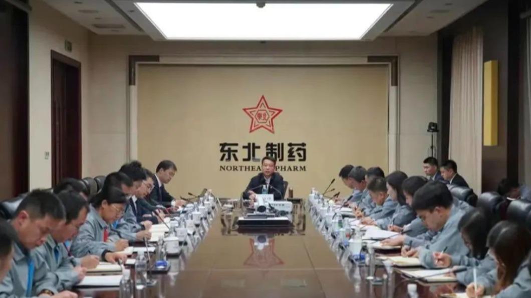 「東北製藥」和「中興商業」是遼寧方大集團旗下的上市公司。（圖／翻攝自證券時報）