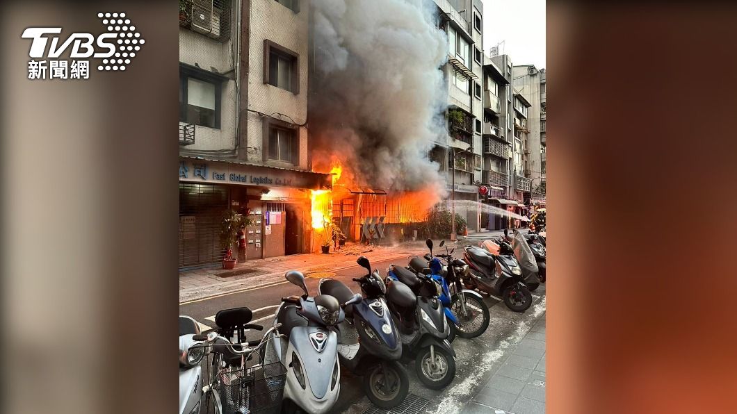 北市民生社區清晨火警 鋰電池倉庫起火「爆炸聲」驚醒住戶