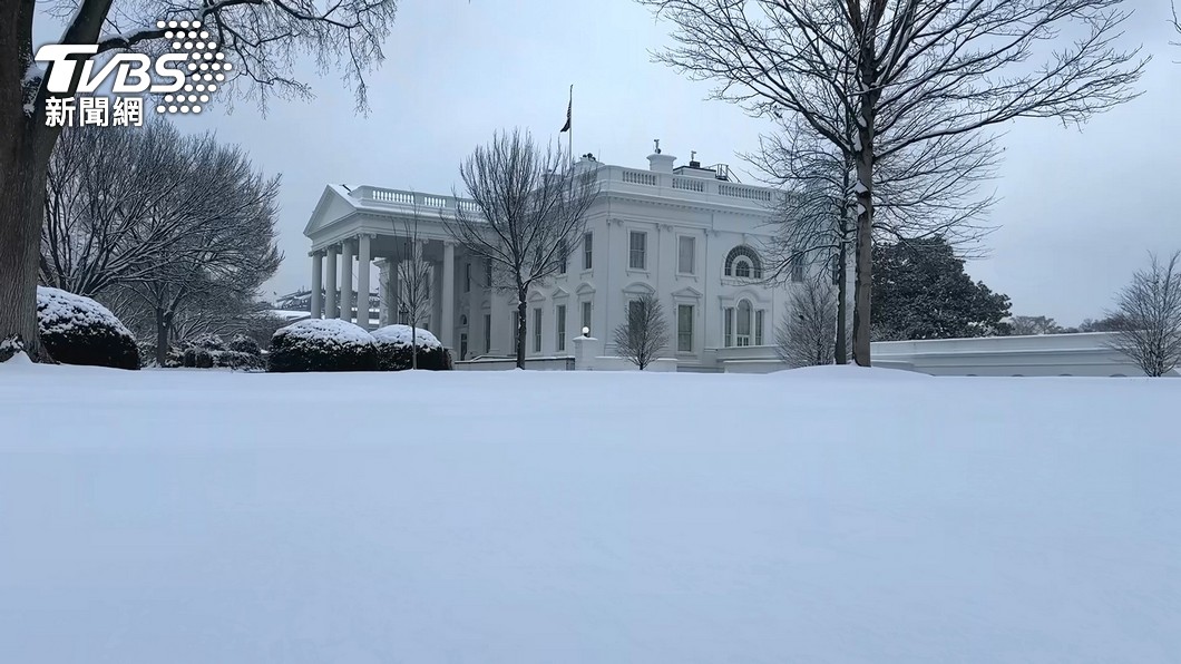 華府本週兩度下雪! 睽違兩年再見「雪白宮」