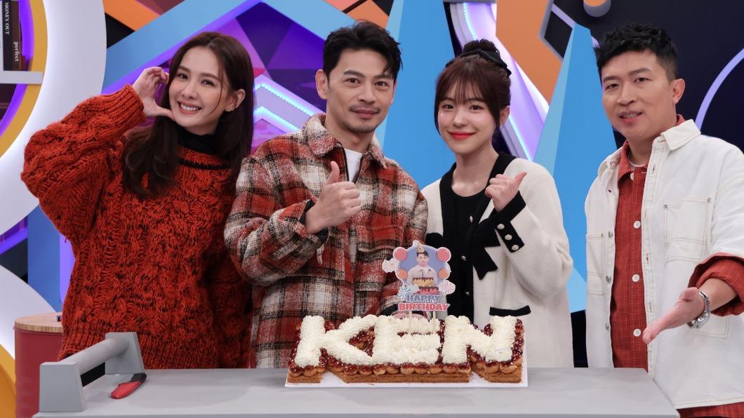 安心亞（左起）、阿Ken、李多慧、張立東。（圖／中天綜合台提供）