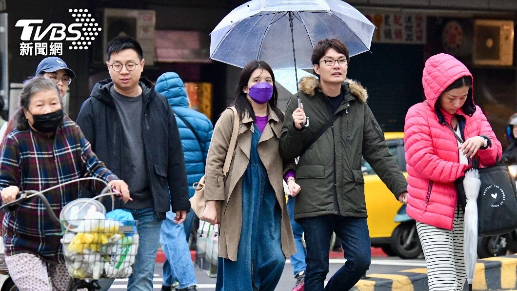 今(21日)全台有感降溫,北部地區降雨機率增加。(圖/胡瑞麒攝)