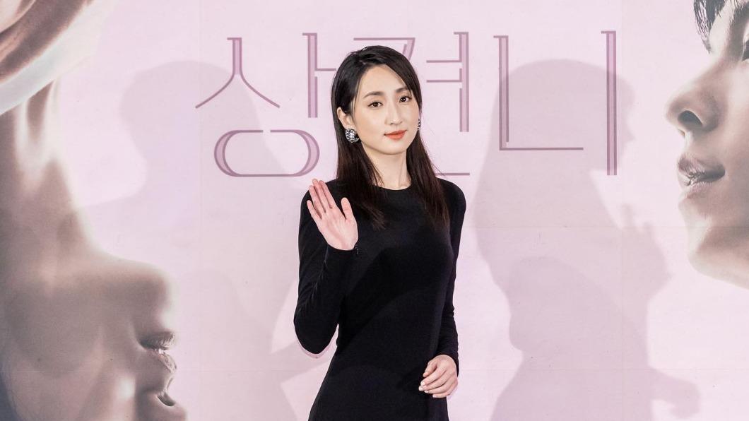 柯佳嬿主演《想見你》紅遍南韓及中國大陸。(圖/翻攝自柯佳嬿臉書)