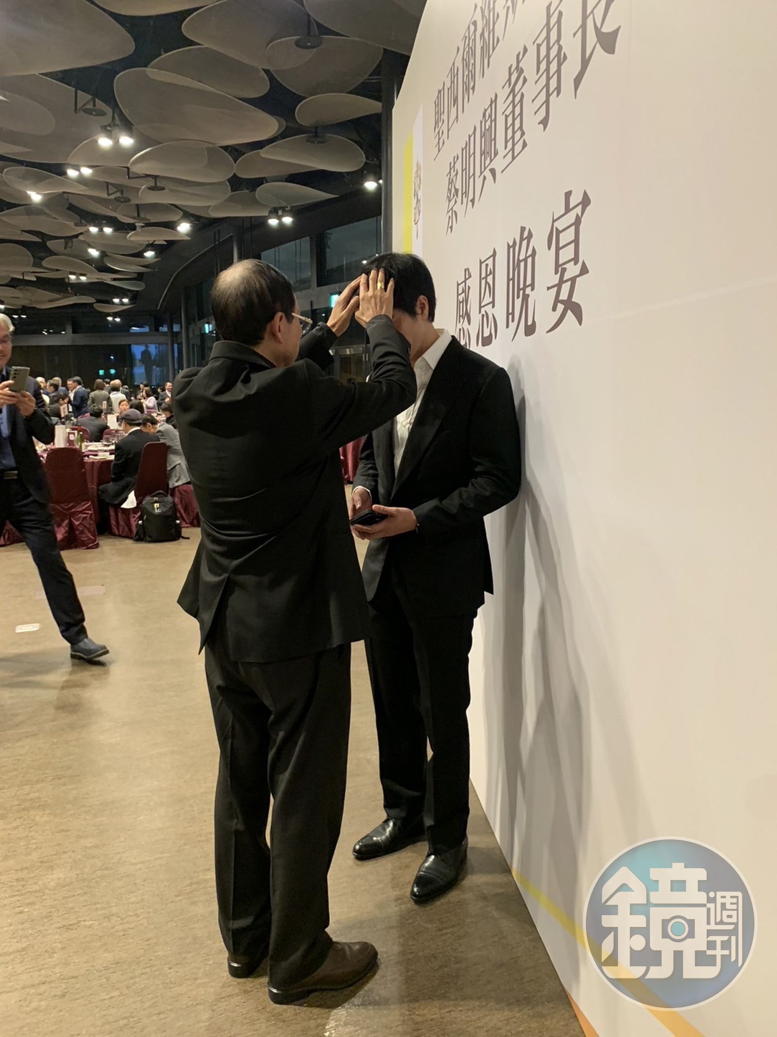王力宏接受鍾安住降幅。(圖/讀者提供)