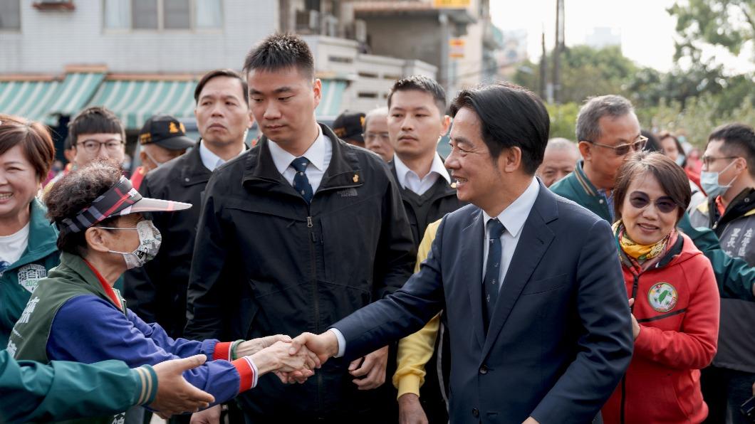 謝票首站高雄連跑三宮廟　賴清德：盼台灣隊未來四年繼續支持