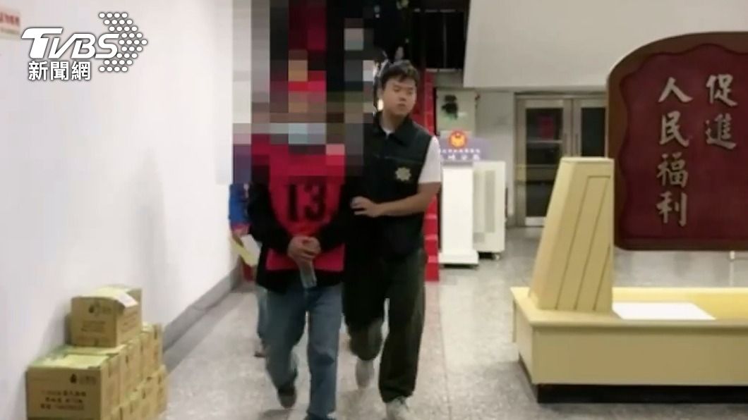 賭場負責人遭送辦。（圖／TVBS）