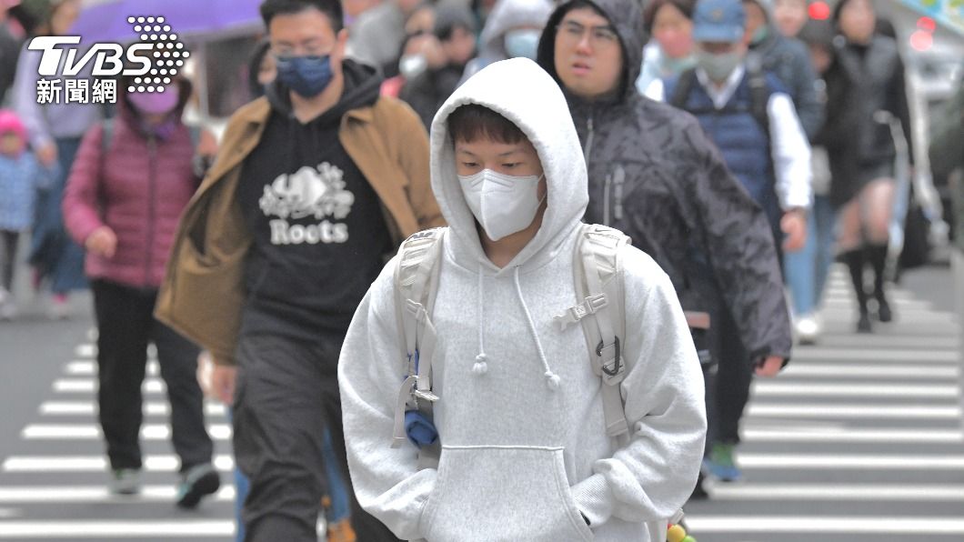冷到凍未條!北市「最高」學府宣布:明放假一天