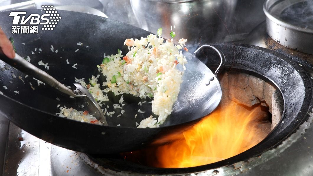 做1頓飯=抽2包菸!「爆香」罹肺癌機率增 3烹調方式超NG