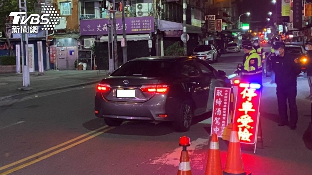 新修法!只要酒駕「拔牌+扣牌2年」警籲出門喝春酒勿開車