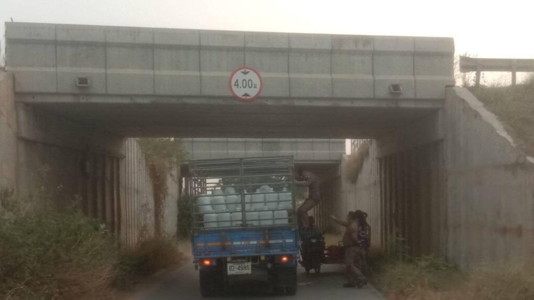 發生事故的隧道。(圖/翻攝自Matichon)