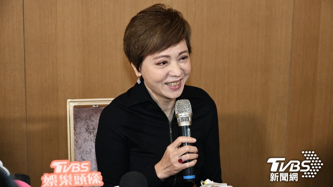 熊海靈感嘆現在年輕人都領低薪。（圖／張哲鳴攝）