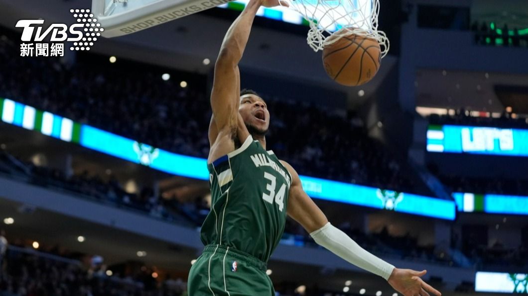 NBA/「字母哥」飆35分獲大三元 終止騎士八連勝