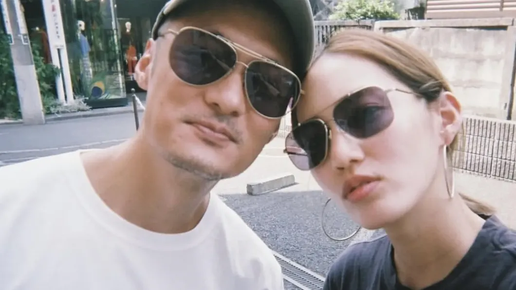 余文樂再爆婚變！傳與妻起爭執　「大合照各站一邊」0互動
