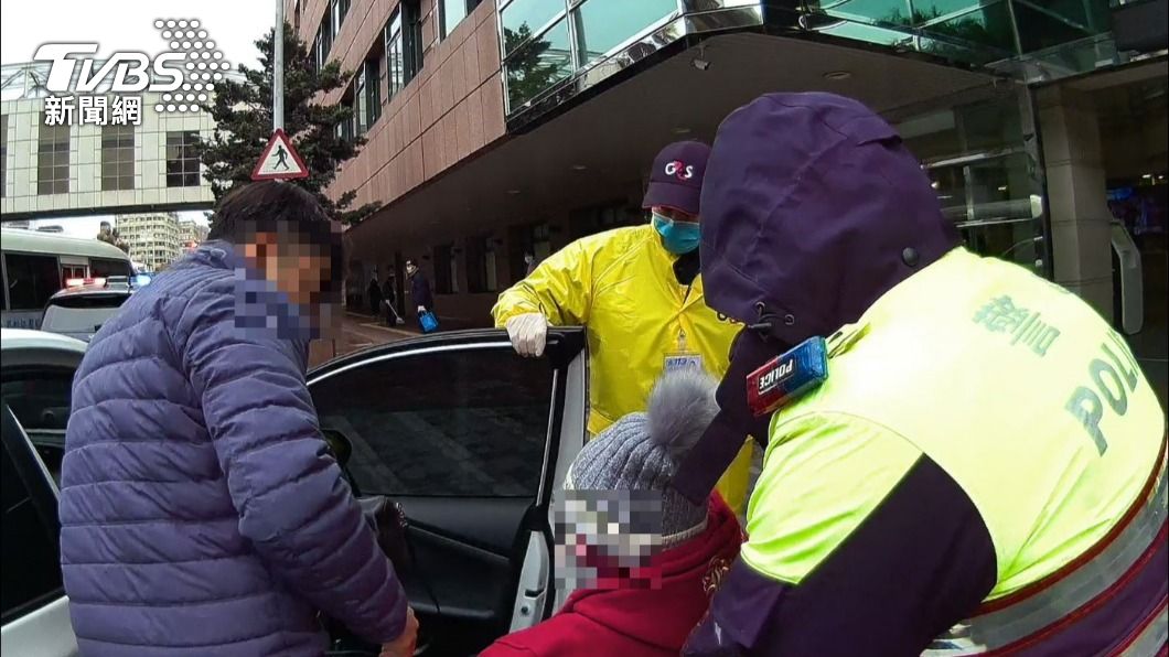 台中孕婦臨盆卻塞車陣 警「寒流中開道」20分車程變6分鐘