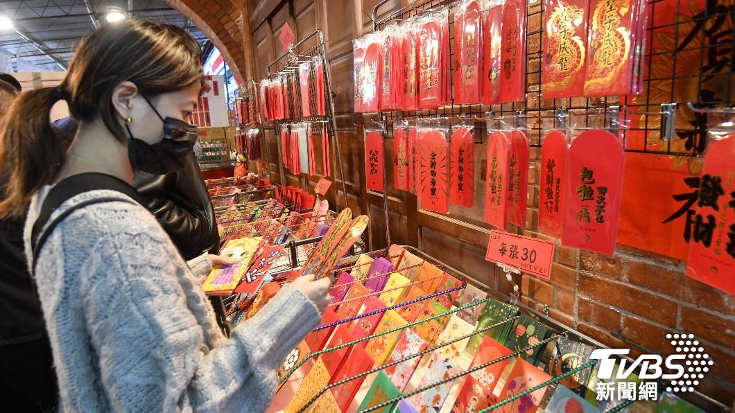 放鞭炮嚇跑年獸!春節2大冷知識 紅包「壓邪祟」保平安