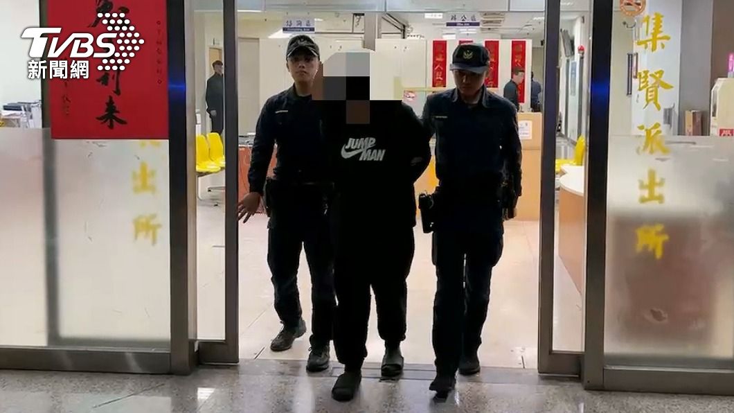 20萬元債務喬不攏！新北男遭水果刀捅肺　渾身血求助店家