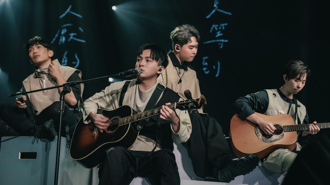強碰SJ、黃色小鴨都在高雄 理想混蛋開唱現場人氣曝光