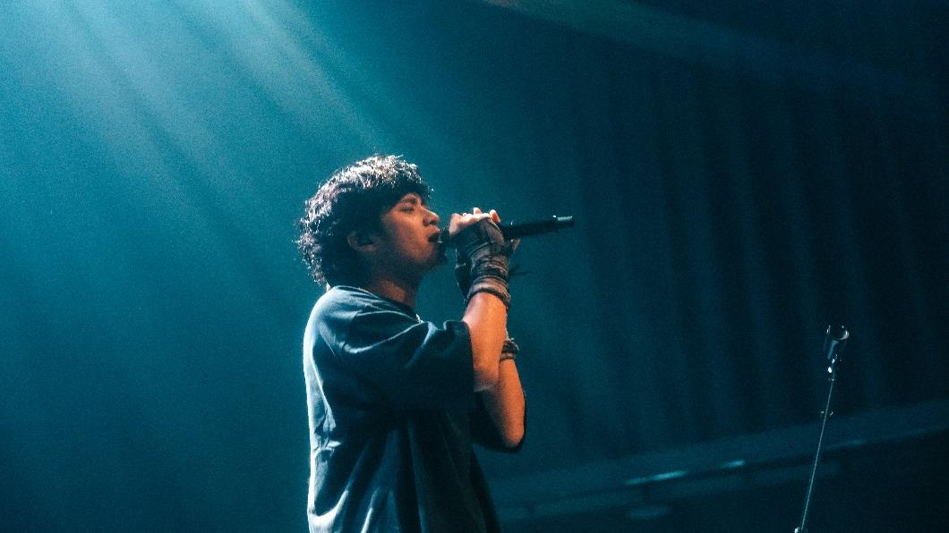 李浩瑋簽名會也一路簽到半夜12點半。（圖／形上娛樂提供）