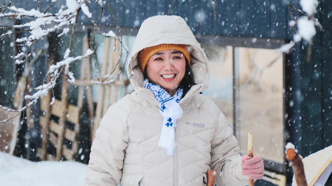 嚴藝文分享在日本泡湯的經驗。（圖／桂田文化藝術基金會、桂田文創提供）